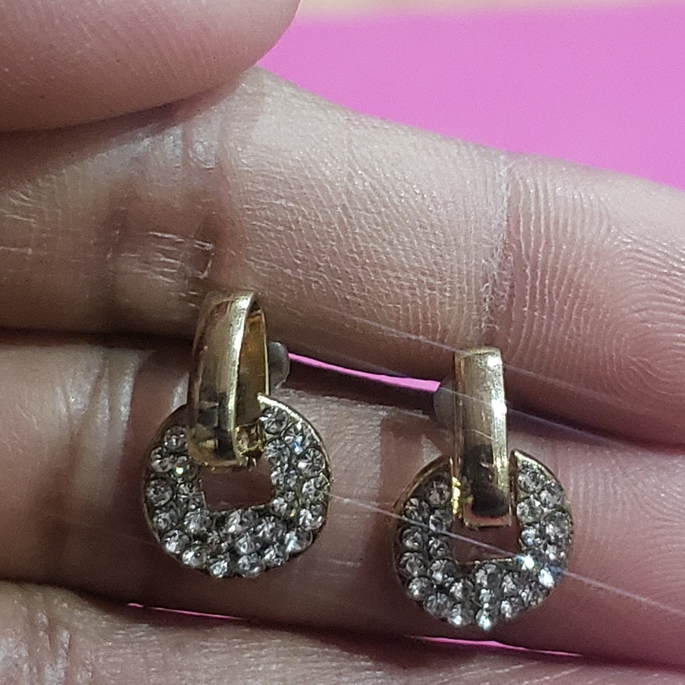 Earings - Picture 4 of 7
